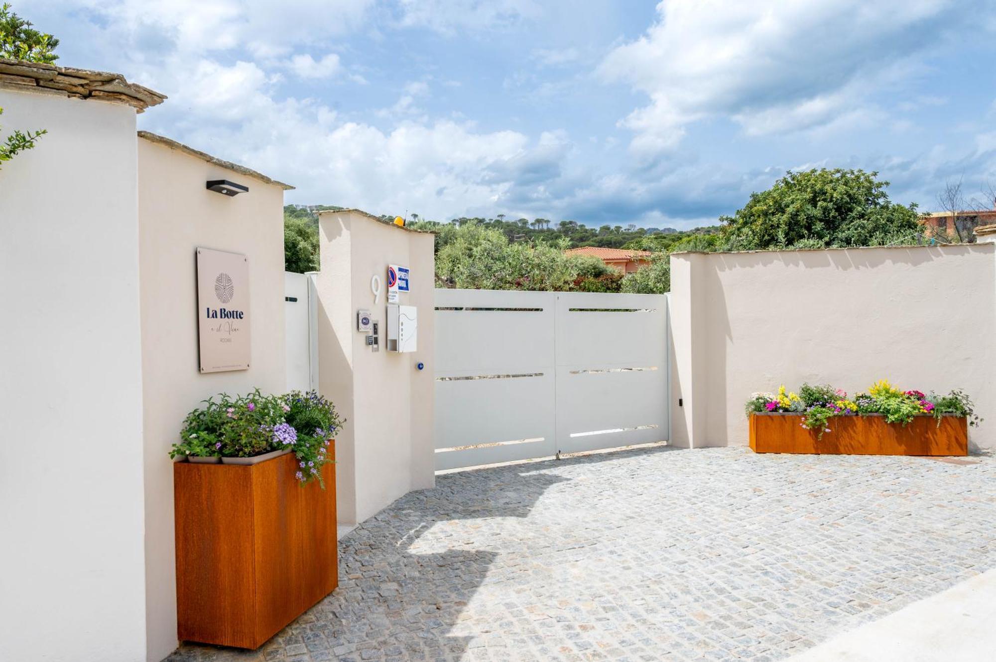 La Botte E Il Vino Rooms Capoterra Εξωτερικό φωτογραφία
